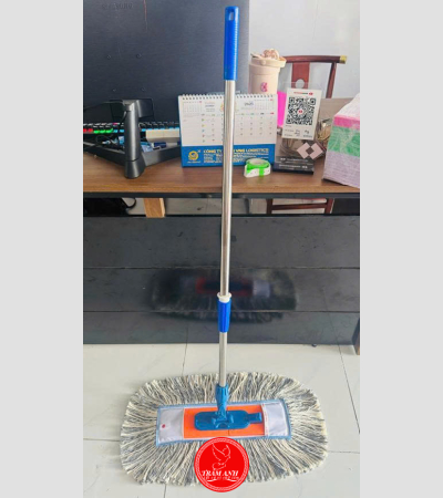 Cây đẩy bụi bản nhựa 45cm